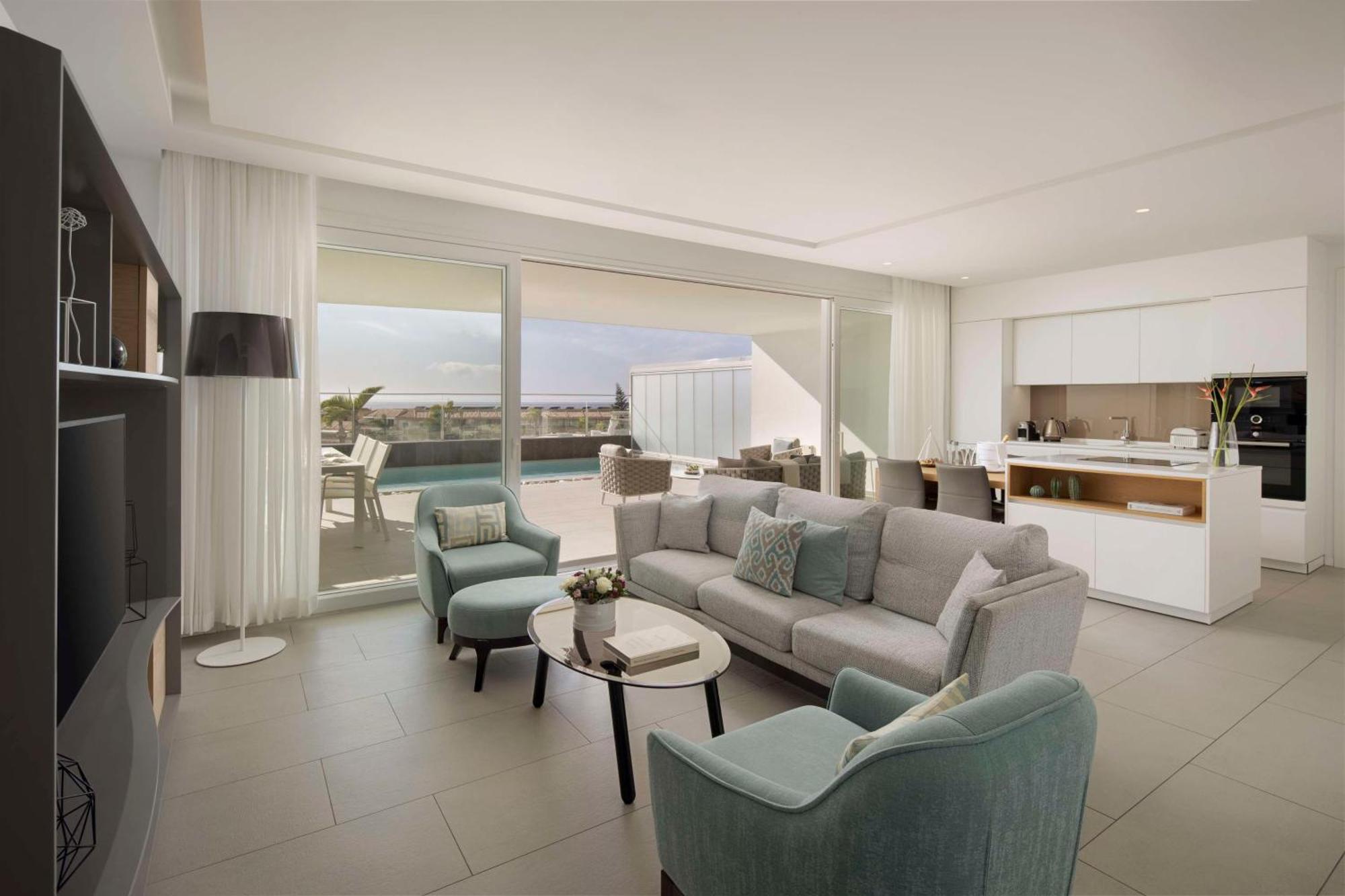 Suite Deluxe de 2 dormitorios con piscina privada (4 adultos)