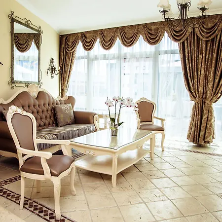 Flamingo Suites Boutique Hotel-2